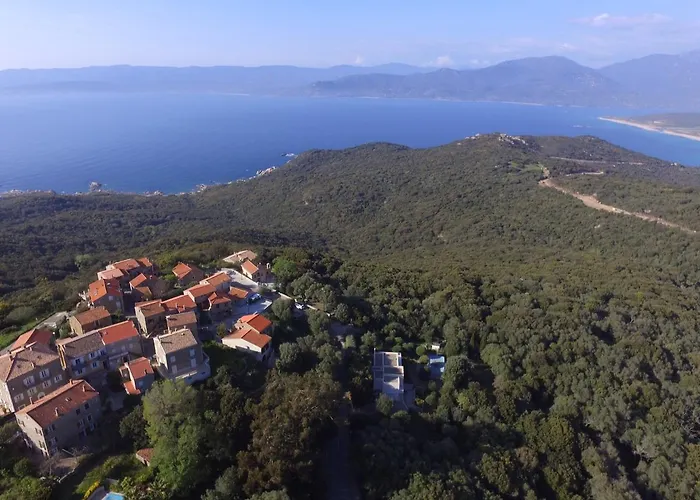 Chez Marc Et Jeannick Bed & Breakfast 4*