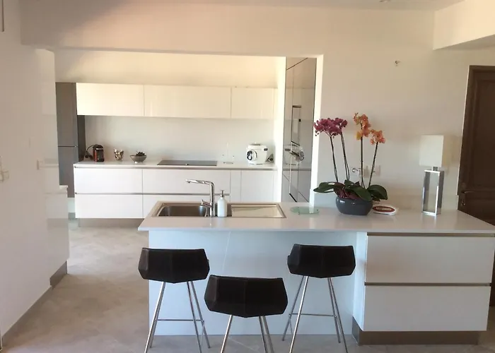 Chez Marc Et Jeannick Bed & Breakfast 4*