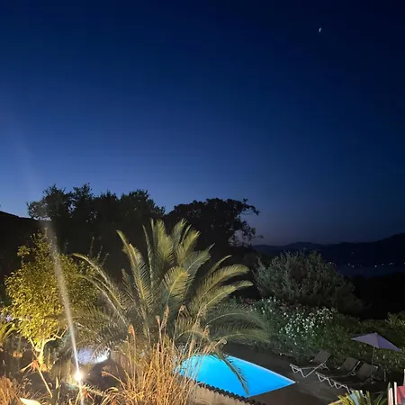 Chez Marc Et Jeannick Bed & Breakfast 4*