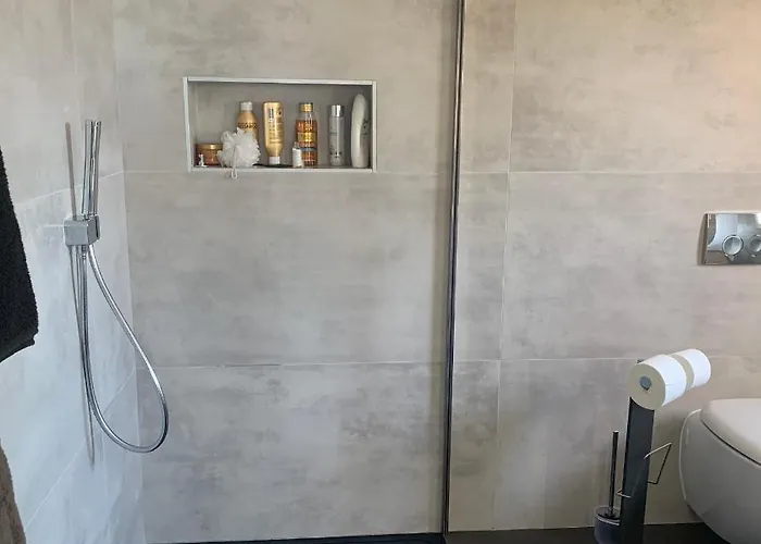 Chez Marc Et Jeannick カンポモロ