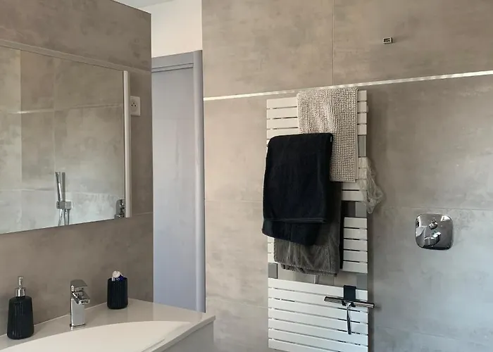 Chez Marc Et Jeannick カンポモロ