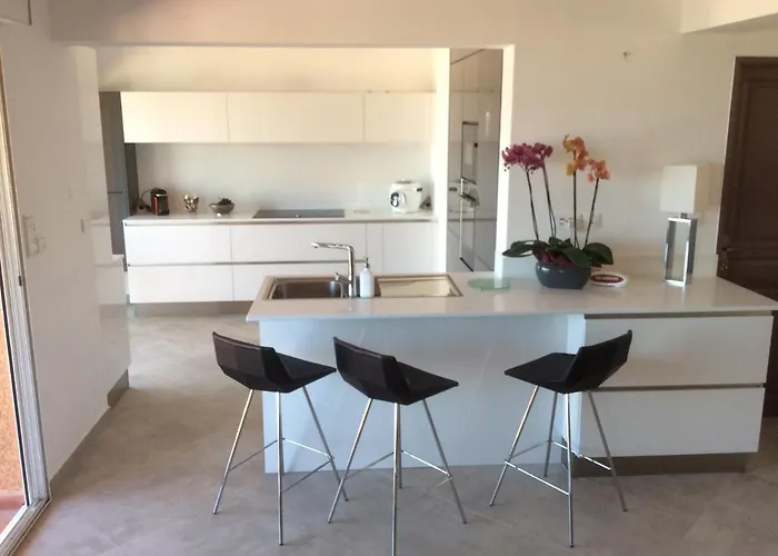 Chez Marc Et Jeannick ベッド・アンド・ブレックファスト